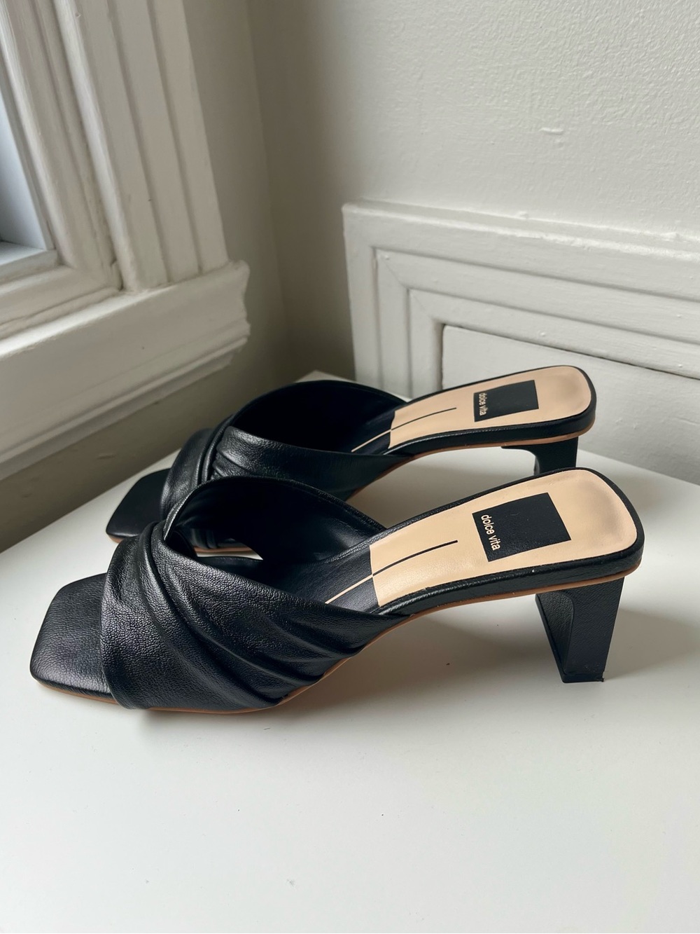 NEW Dolce Vita “Carlan” Leather Mule Heel